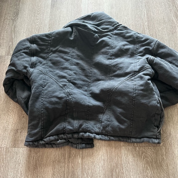 Forever21 Winter shacket - Picture 2 of 3